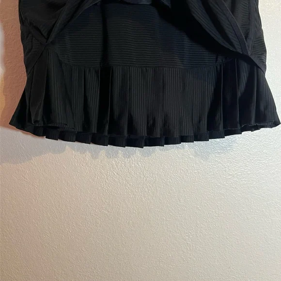 Athleta Women’s Good Match Skort Black Pleated Pocket Skirt Shorts M Tennis Logo - Picture 12 of 15